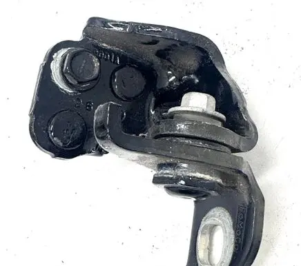Ford Fusion II Rear door upper hinge P001A