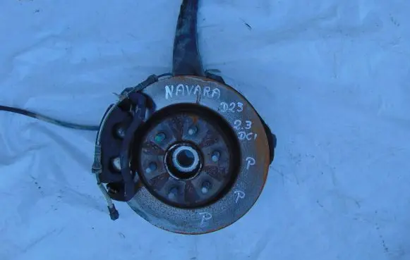 Nissan Navara D23 Front wheel hub spindle knuckle