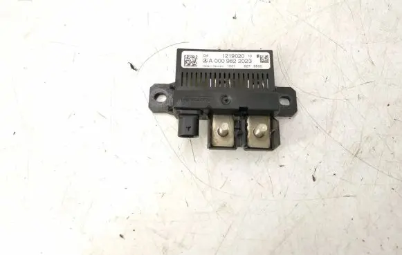Mercedes-Benz GLE (W166 - C292) Battery control module 0009822023 A0009822023