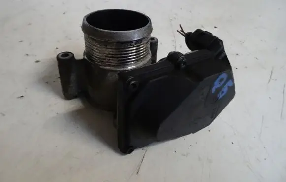 Volkswagen Polo V 6R Throttle valve 03L128063K