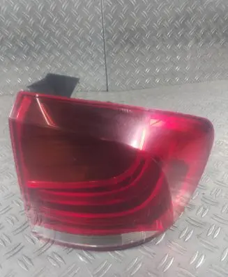 Rear/tail lights