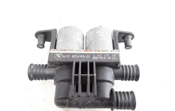 BMW X5 E53 Coolant heater control valve 8374995 64128374995 1147412137