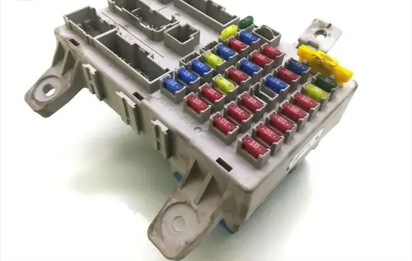 Hyundai Getz Fuse module 91198-1C120