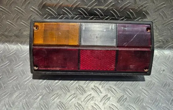 Volkswagen Transporter - Caravelle T3 Rear/tail lights 251945257F 251945257