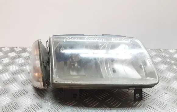 Volkswagen Polo III 6N 6N2 6NF Headlight/headlamp 205965B