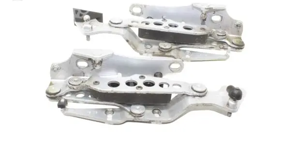 Mercedes-Benz CLK A209 C209 Tailgate/trunk/boot hinge A2097500228
