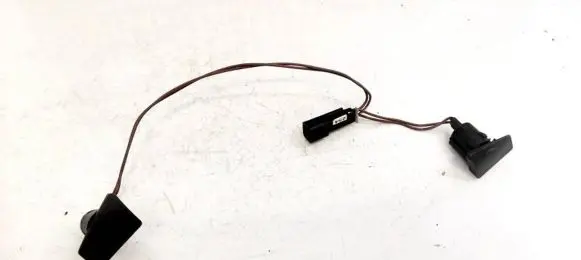 Steering wheel buttons/switches