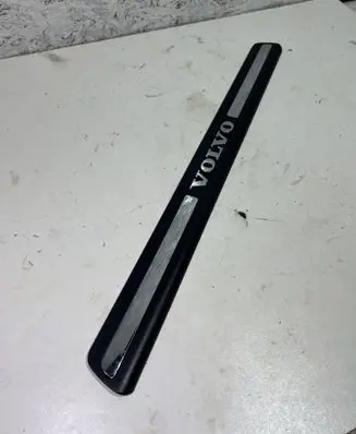 Volvo S80 Front sill trim cover 8659960
