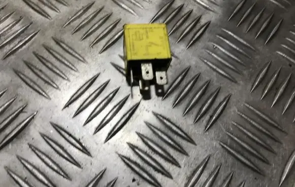 Ford Sierra Other relay 81ag14n089ca v23134-k6-x38