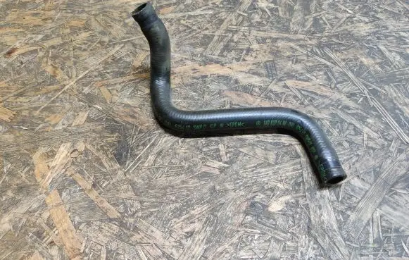 Mercedes-Benz S W140 Engine coolant pipe/hose 1408320494