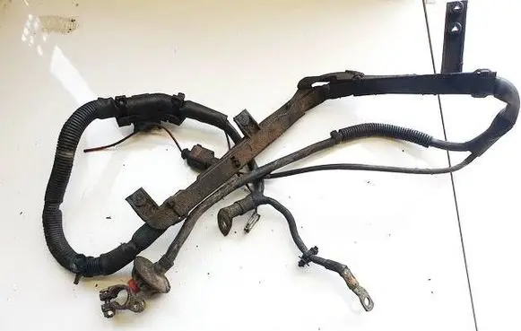 Skoda Superb B5 (3U) Positive cable (battery) 