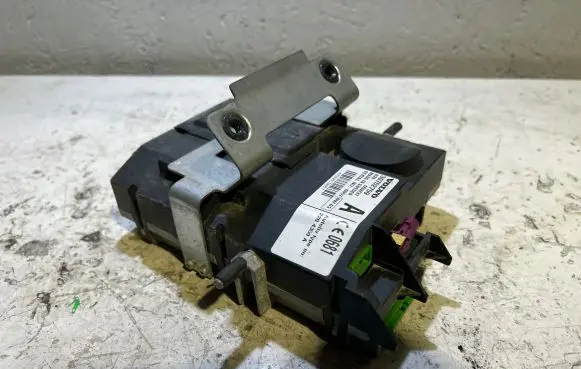 Volvo XC90 Head unit multimedia control 30752759 05W37 435905370057