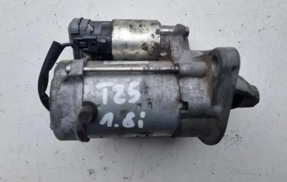 Toyota Avensis T270 Starter motor 428000-7710