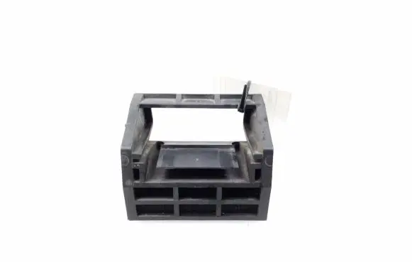 BMW X6 E71 Radiator mount bracket 7533537
