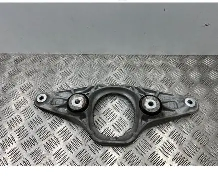 BMW M5 Rear differential/diff mount bracket 2284474