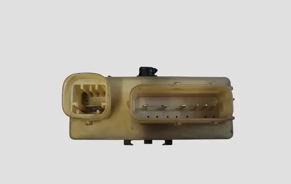 Citroen C4 Grand Picasso Glow plug pre-heat relay 018010951 9652021180