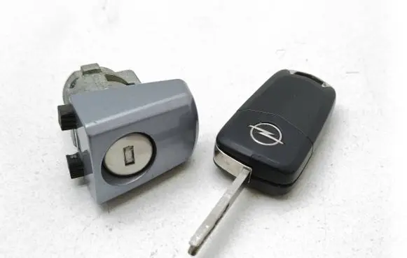 Opel Signum Front door lock