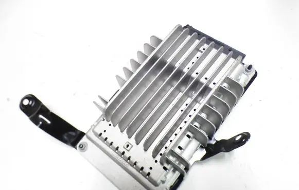 Audi A3 S3 8P Sound amplifier 8P3035223B 290328Q02 11350042