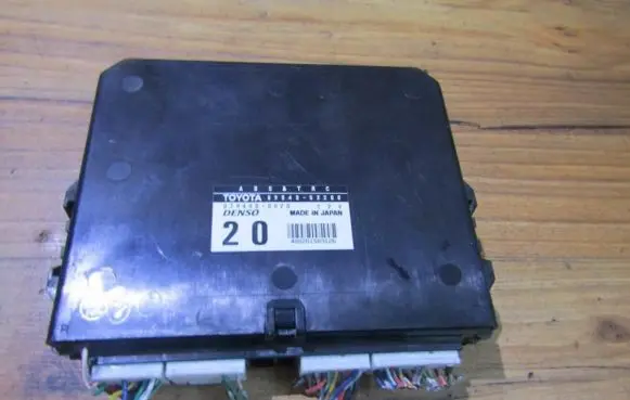 Lexus IS 200-300 Other control units/modules 8954053200 079400-8820
