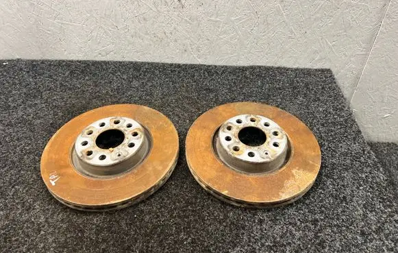 Volkswagen Touran III Front brake disc