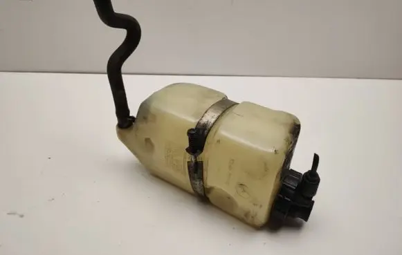 Mercedes-Benz S W140 Power steering fluid tank/reservoir 0009899103