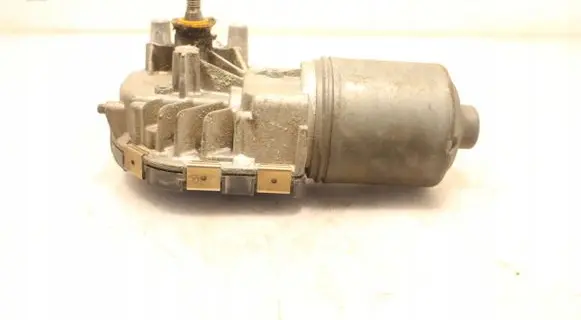 Volkswagen PASSAT B6 Wiper motor 0390241791