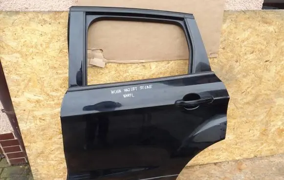 Ford Kuga II Rear door