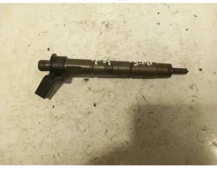 BMW 7 F01 F02 F03 F04 Fuel injector 780542801