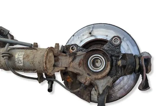 Hyundai i20 (PB PBT) Front wheel hub spindle knuckle 
