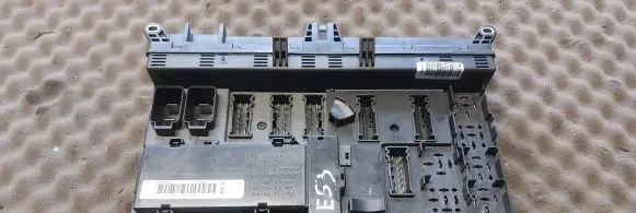 BMW X5 E53 Fuse module 518877006 8378107