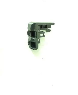 Fender mounting bracket