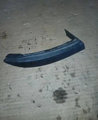 Rear/tail light trim molding