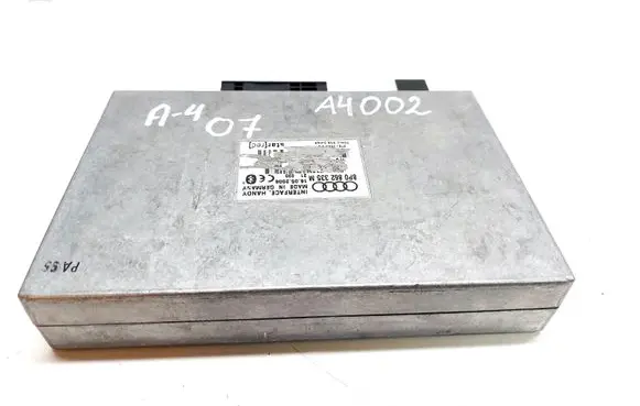 Audi A4 S4 B7 8E 8H Bluetooth control unit module 8P0862335M