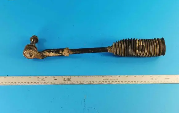 Volvo V70 Steering tie rod end 