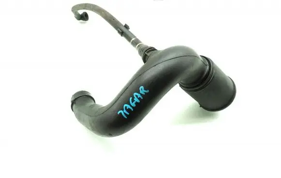 Air intake hose/pipe