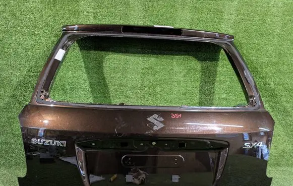 Suzuki SX4 Truck tailgate