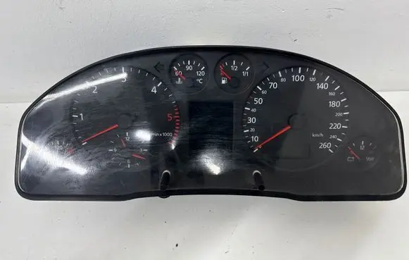 Audi A4 S4 B5 8D Speedometer (instrument cluster)
