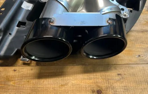 Mercedes-Benz CLS C257 Muffler trim A2574907100