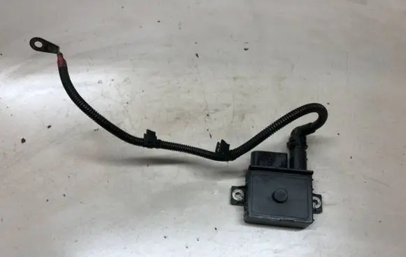 BMW 5 F10 F11 Glow plug pre-heat relay GSE108 901359 8982700122