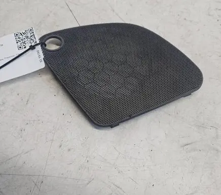 Volvo S40, V40 Side speaker trim/cover 30801174