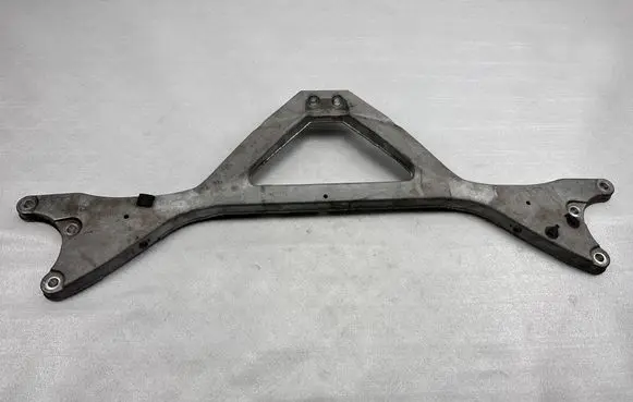 Audi A8 S8 D4 4H Other engine bay part 4H0806151C 4H0806151