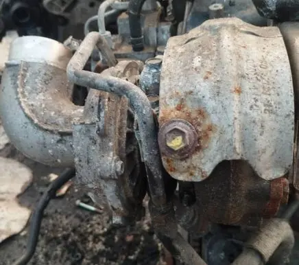Toyota RAV 4 (XA30) Turbo 080919028e 17201-26021