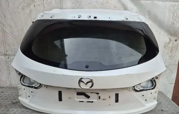 Mazda 3 III Tailgate/trunk/boot lid