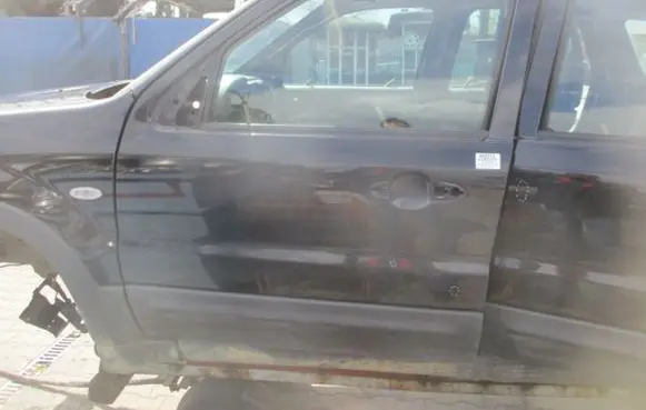Ford Maverick Front door
