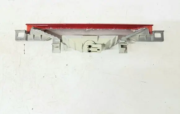 Toyota Avensis Verso Third/center stoplight