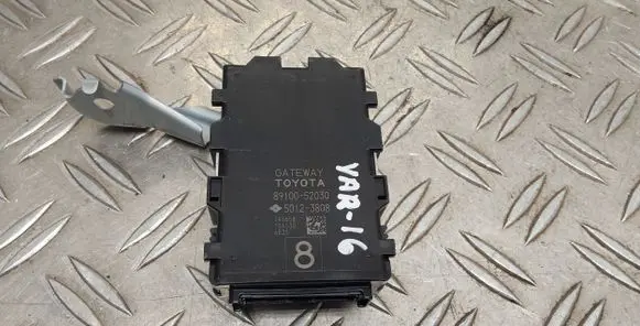 Toyota Yaris Gateway control module 8910052030