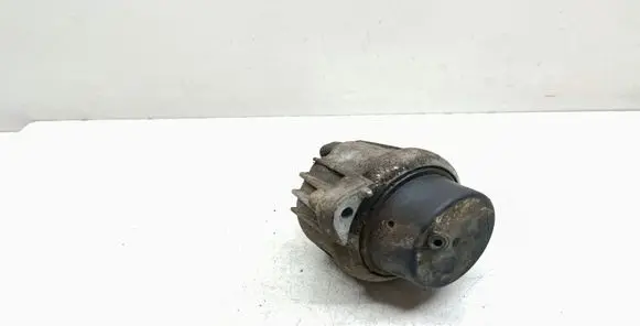 BMW 3 E92 E93 Engine mount bracket 