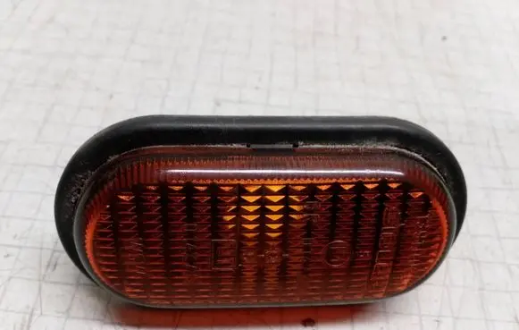 Opel Movano A Front fender indicator light 7700847333