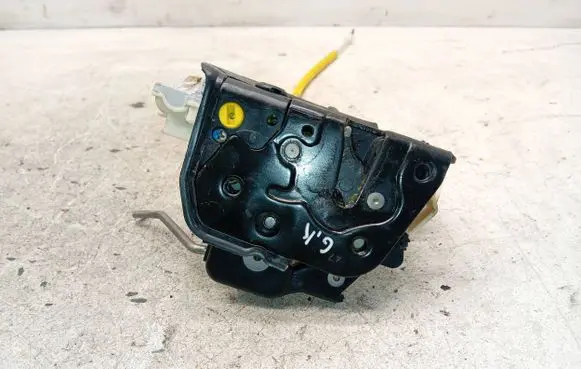 Audi A4 S4 B7 8E 8H Rear door lock