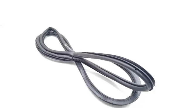 Volkswagen Polo VI Front door rubber seal 2GS867912B